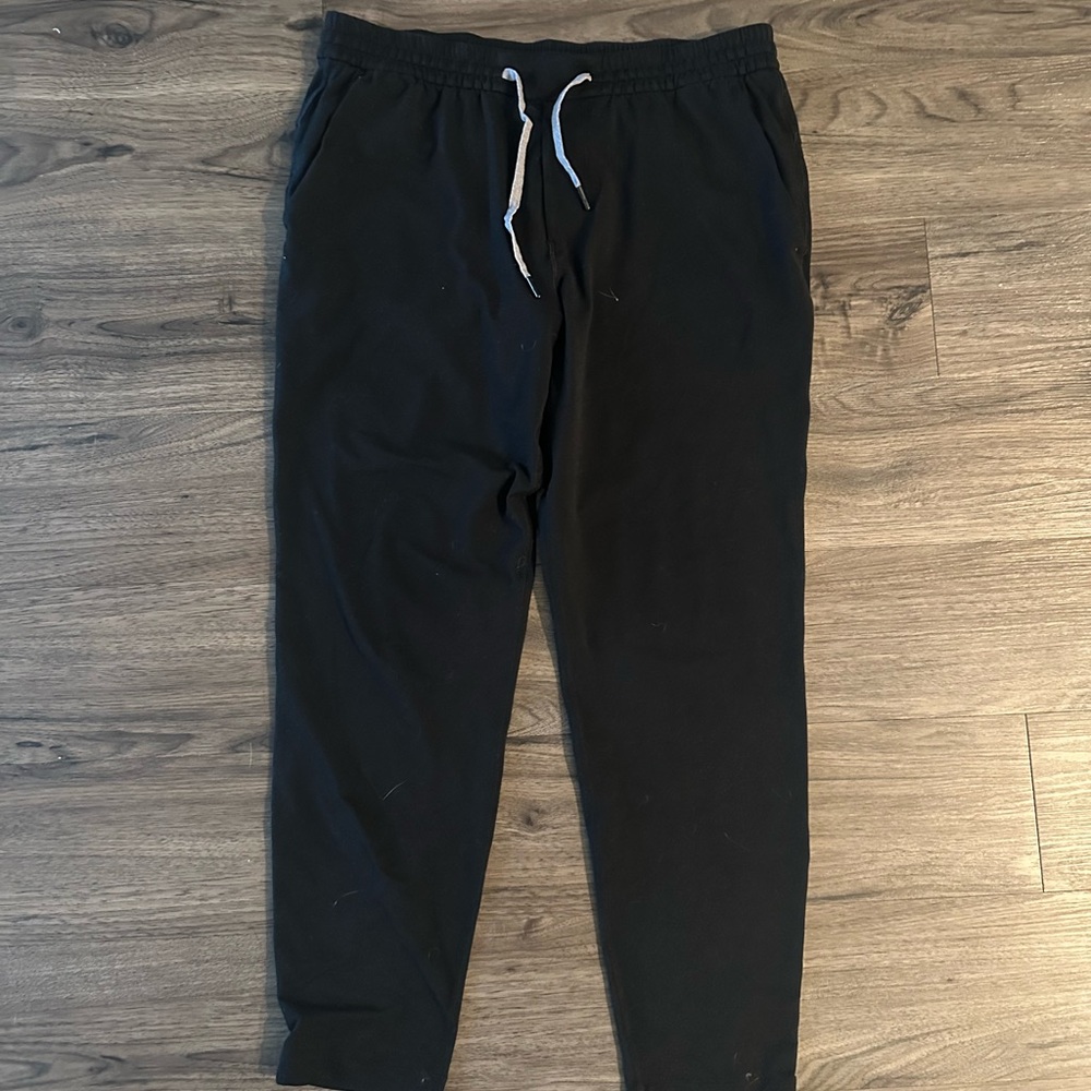 Lululemon Men's Black Jogger Pants
